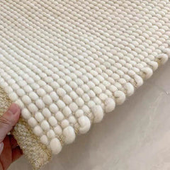 Handwoven Natural Fiber Rug – Timeless Quality for Everyday Living(Particles)