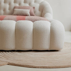 Premium Hand-Tufted Carpet（Eternal Knot）