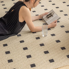 New Zealand Wool Blend Rug — Thick, Durable, and Effortlessly Elegant（Black Stone Apartment）