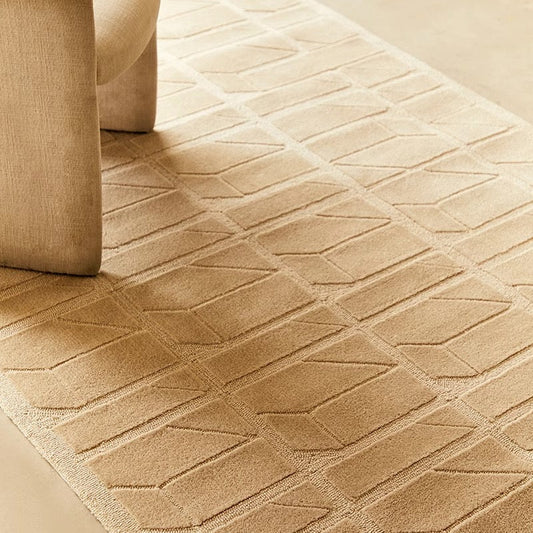 Premium Hand-Tufted Carpet（Cream Top）