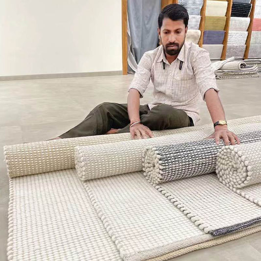 Handwoven Natural Fiber Rug – Timeless Quality for Everyday Living（Particles）