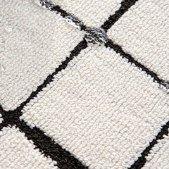 Outstanding Water Resistance! Premium Nordic-Style Waterproof Rug（Checkered）