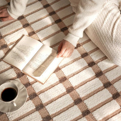 Premium Hand-Tufted Carpet（Biscuit）
