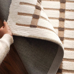 Premium Hand-Tufted Carpet（Biscuit）
