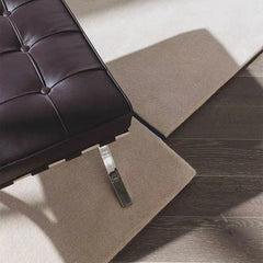 Premium Hand-Tufted Carpet（Linear Field）