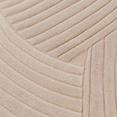 Premium Hand-Tufted Carpet（Eternal Knot）