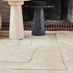 Premium Hand-Tufted Carpet（Muted Form）