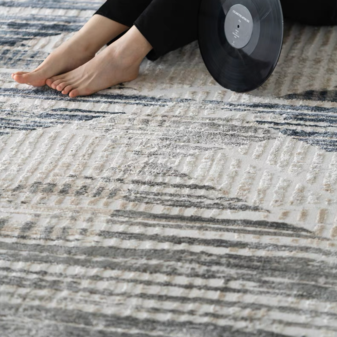 Meredith Blue polypropylene rug - image 24