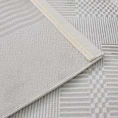 Velvet polypropylene rug - image 4